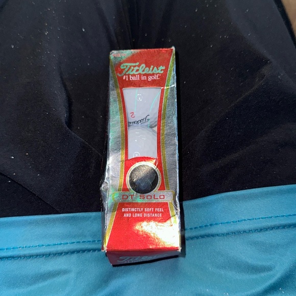 Titleist DT Solo 3 pack of golf balls and 2 1/8” wood tees South Bay bundle - Picture 2 of 9